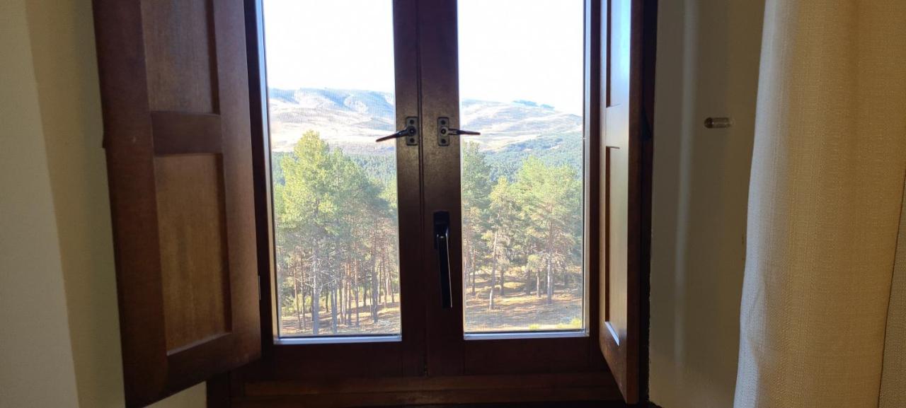 Parador De Gredos Navarredonda de Gredos Εξωτερικό φωτογραφία
