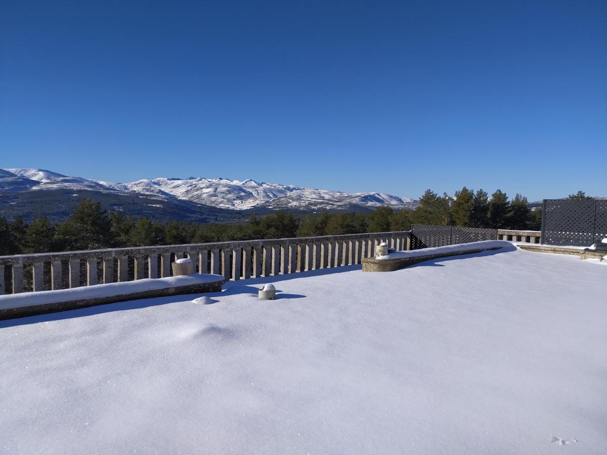 Parador De Gredos Navarredonda de Gredos Εξωτερικό φωτογραφία