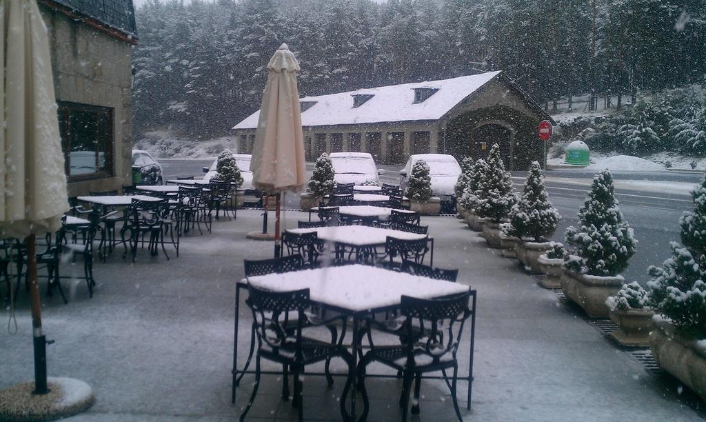 Parador De Gredos Navarredonda de Gredos Εξωτερικό φωτογραφία