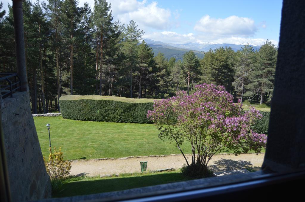 Parador De Gredos Navarredonda de Gredos Εξωτερικό φωτογραφία