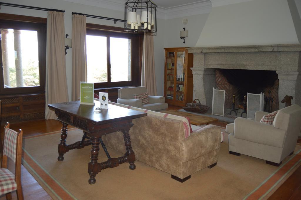 Parador De Gredos Navarredonda de Gredos Εξωτερικό φωτογραφία